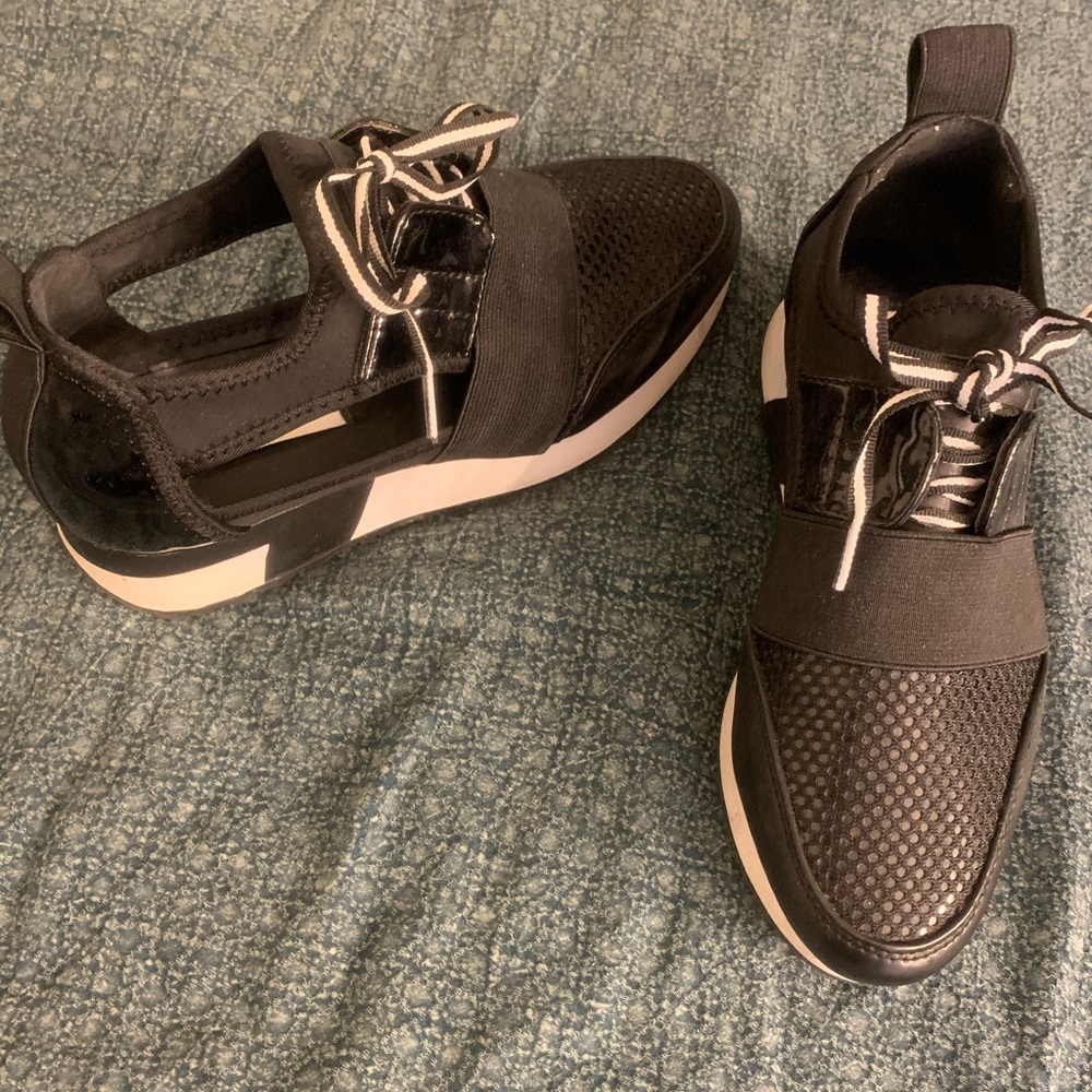 ⭐️3 for $25⭐️ Steve Madden Shoes